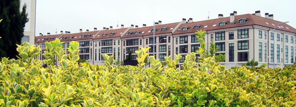 Apartamentos LÓRIEN Milladoiro Quarto foto
